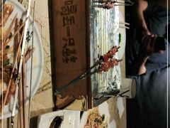 -喝丢一只鞋辣炒海鲜小烧烤(三八广场店)