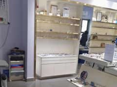-视野联行眼镜•蔡司•依视路(温江店)