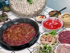 -扎起市井老火锅(乐山总店)
