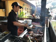 -Pundi Pundi Restaurant