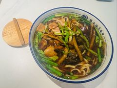 -镇南锅盖面馆(解放路店)