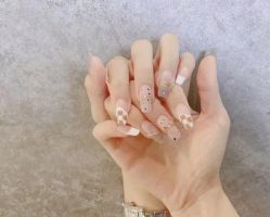 -悦指间美甲美睫