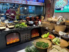 -偶屋里钵少爷(时代广场店)