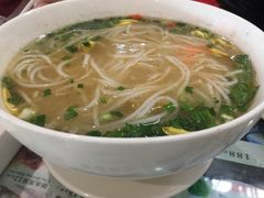 -桥香园正宗过桥米线(机场五店)