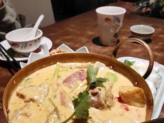 越式咖喱牛腩煲-大头虾越式风味餐厅(光明广场店)
