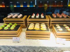 -唐拉雅秀酒店-西锦汇空中BBQ·思创餐厅