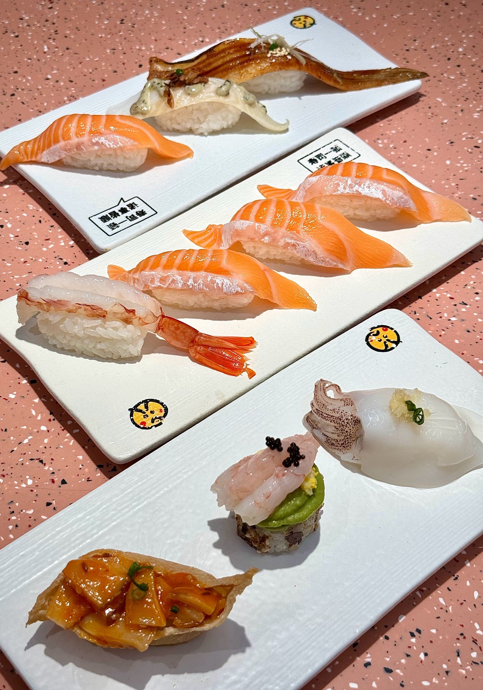 大切三文鱼腩好清甜,与姜蓉整只鱿鱼好搭!