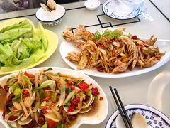 -覃记海鲜美食餐厅