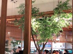 -蜜桃餐厅·伴山(湖滨商业街店)