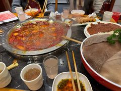 -巴国妹子毛肚火锅(蓝光悦城店)