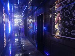 -好乐迪(张扬路八佰伴店)