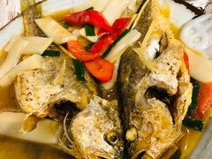 家烧小黄鱼-十面欢腾·海鲜面·台式Bistro(长乐路店)