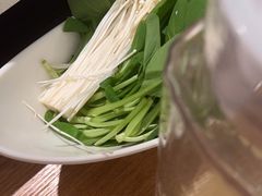 -三人行骨头王火锅(长寿店)