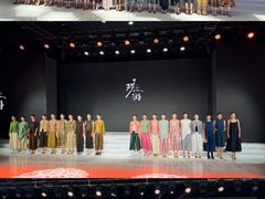 -荔秀服饰文化街区