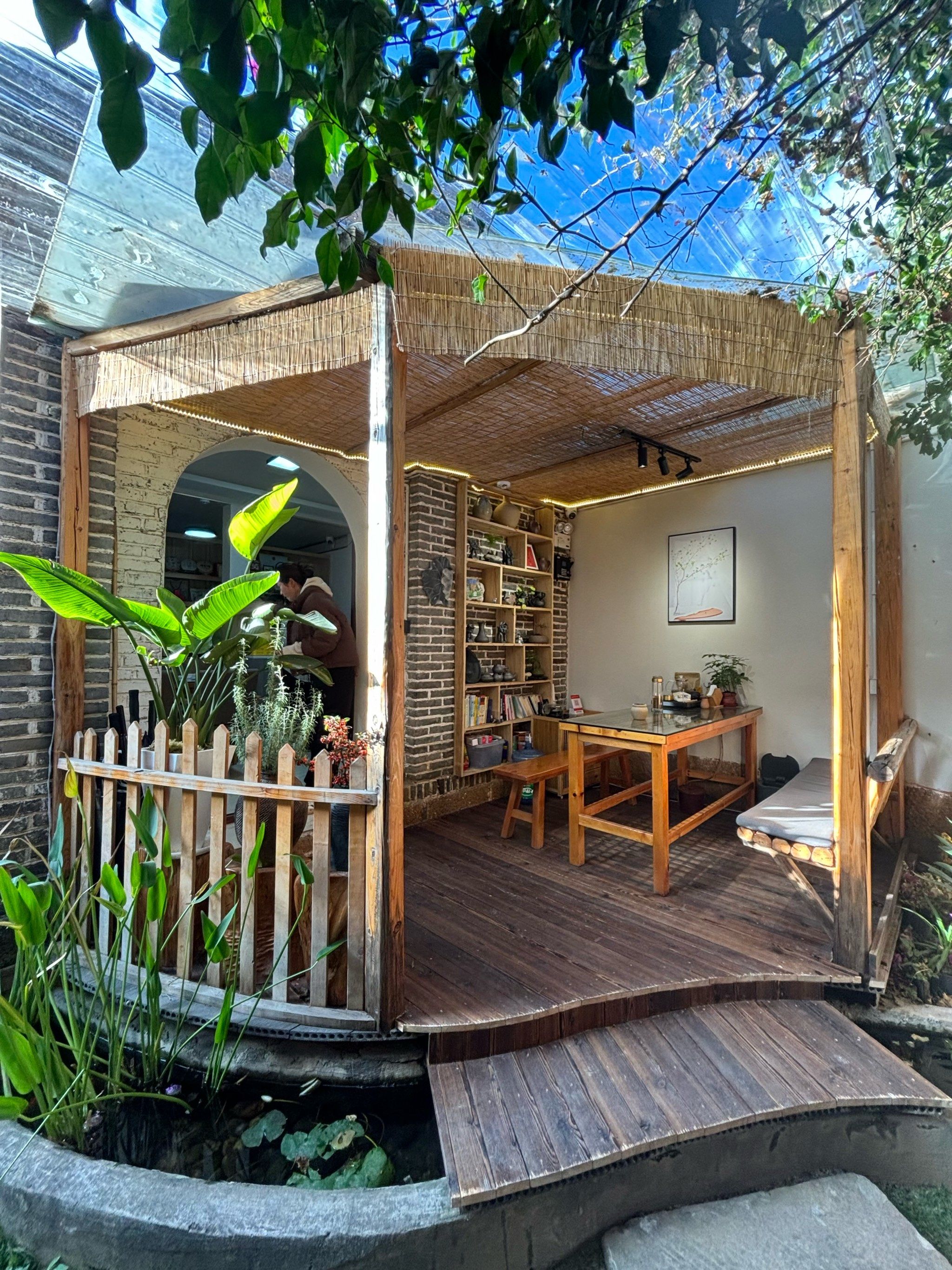 「沙溪古镇」#精品民宿 
热情的老板娘 温暖温柔的,进去沙溪停车