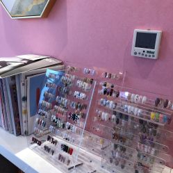 -米小兔美甲美睫