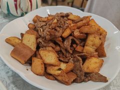 -汗腾格里·风味餐厅(新疆驻京办店)