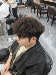 -藤野造型烫染·漂发