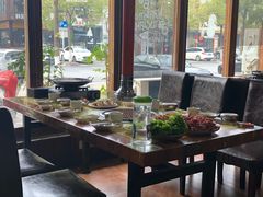 -牛信亭韩国料理·炭火烤肉(紫藤路店)
