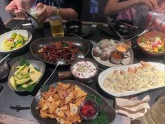 空气黑豆腐丸子-Ameigo梅果·云贵川bistro(长宁来福士店)