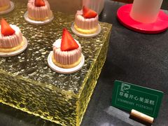 -咖啡苑自助餐厅·中国大饭店