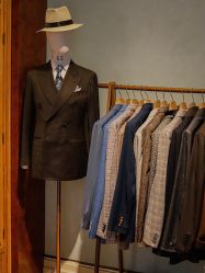 -胤一红帮手工西服定制(日湖店)