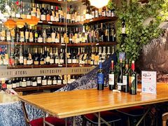-Brut Eatery Wine Bar & Restaurant (建国东路店)