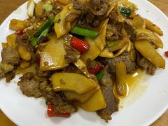 -牛八宝桂林米粉(八里庄店)