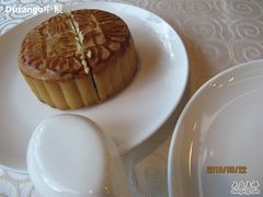 送的椰蓉月饼-蟒山（北京）会议中心