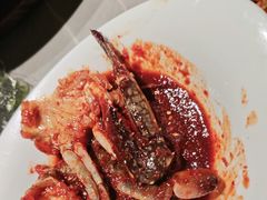 -草家酱蟹炭火烤肉店(珲春南路一店)