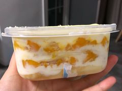 -蜜蜂小象·榴莲千层蛋糕(时代汇11栋店)