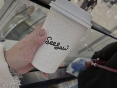 椰子燕麦拿铁-Seesaw Coffee(苏州中心店)