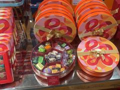 -VENCHI 闻绮(上海佛罗伦萨小镇店)