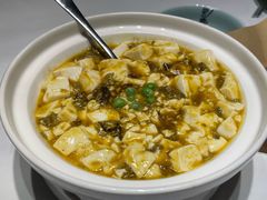 蟹粉豆腐-卯时·龙光雅宴·精致锡帮菜(惠山古镇店)