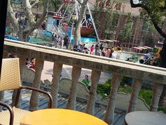 景观位-COSTA COFFEE(上海虹口公园店)