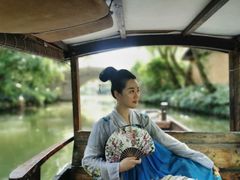 -摇橹船上船码头