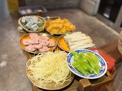 -旧街市鲜货老火锅(大光路店)