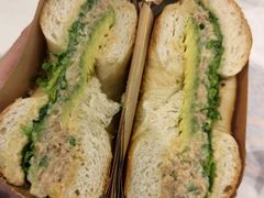 -Catch Bagel(芳草地店)