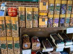 零售区-鲜丰水果(杭州庆春银泰店)
