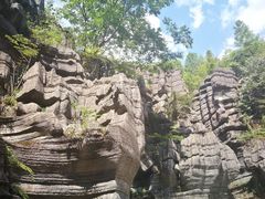 -梭布垭石林景区