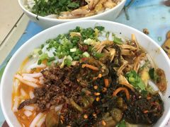 -再回首鸡肉米线(人民路一店)