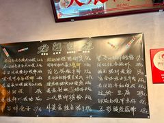 -老闵田螺馆·南昌市井菜·特色小吃(总店)