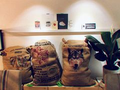 -red donkey coffee