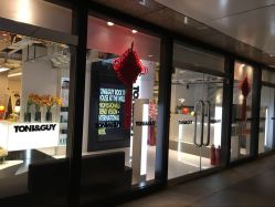 -TONI&GUY