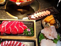 -湊湊火锅·茶憩(新中关购物中心店)