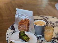 椰子伯爵提子吐司-COFFEEOLOGY咖啡学(天银店)
