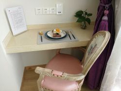 -海豚湾高端月子会所(黄浦店)