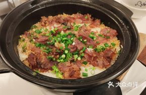 Fatty Beef and Egg Clay Pot Rice
