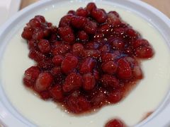 闺蜜同享红豆双皮奶-满记甜品(荟聚购物中心店)