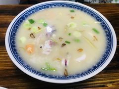 -亚忠小吃店(曾厝垵店)